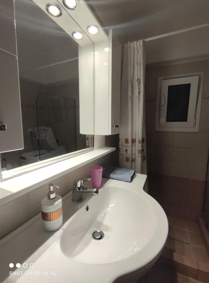 Cozy Apartment Near The Sea In Palaio Faliro 아테네 외부 사진